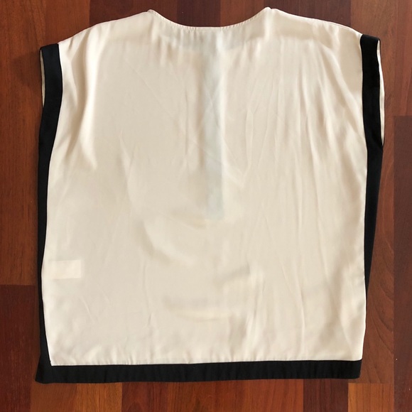 Tan and black sheer top - Picture 4 of 4